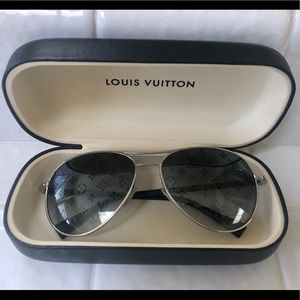 Louis Vuitton Aviator Sunglasses